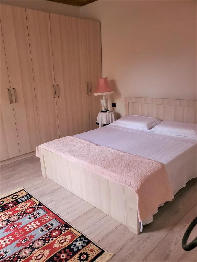 Tirana Traditional Home Ngoại thất bức ảnh